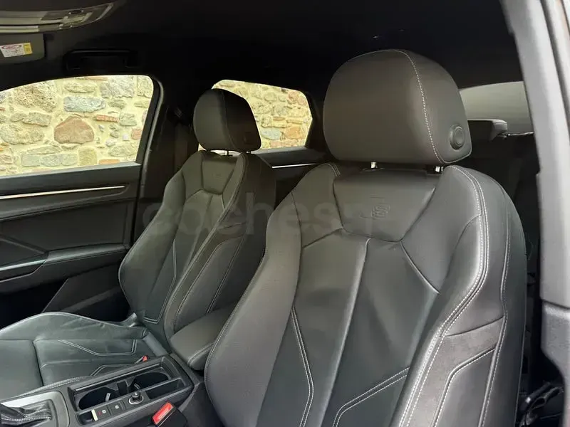 Usado Audi Q3 Sportback S-Line 200 CV (147 kW) 2022 Gris / plata SUV