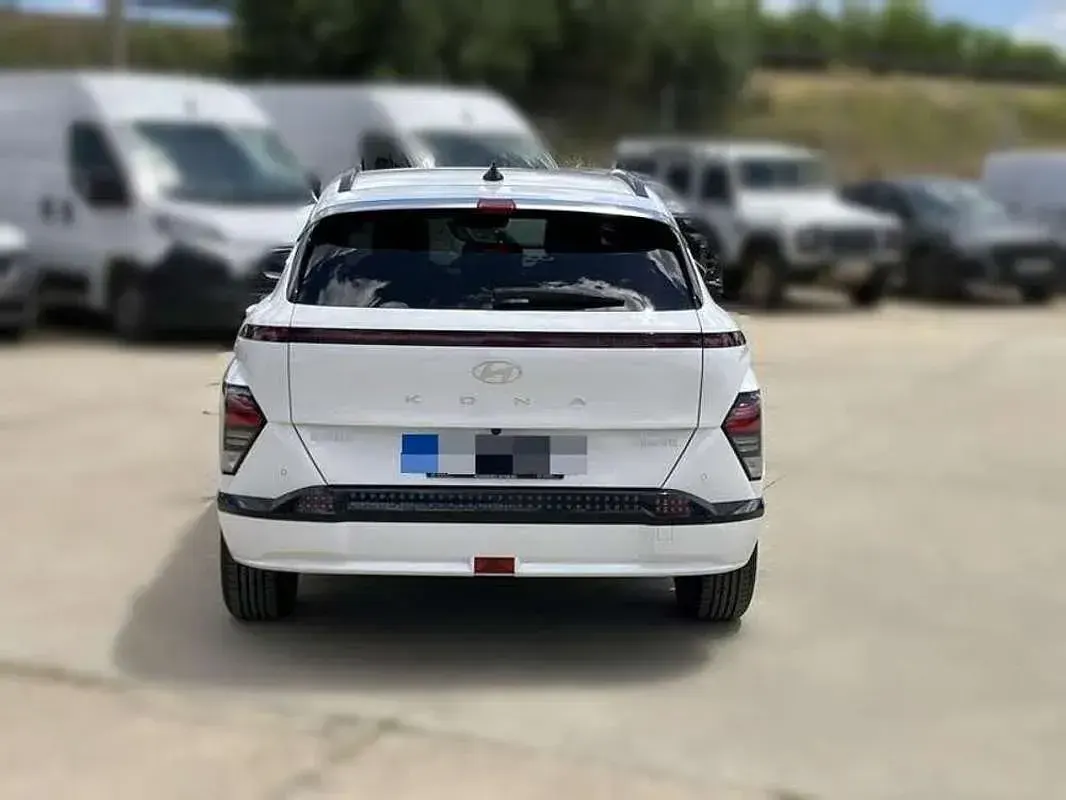 Usado Hyundai Kona 99 kW (135 CV) 2024 Blanco SUV
