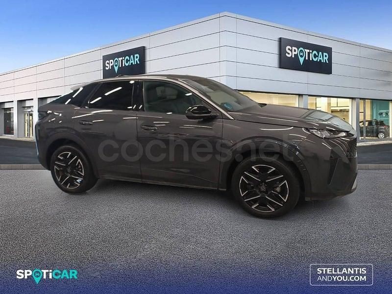 Usado Peugeot 3008 Allure 145 CV (106 kW) 2025 Gris / plata SUV