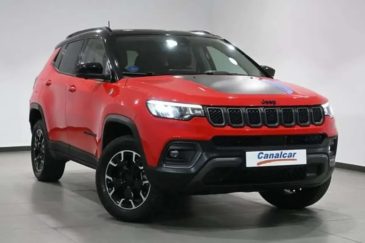 Usado Jeep Compass 129 CV (94 kW) 2023 Rojo SUV