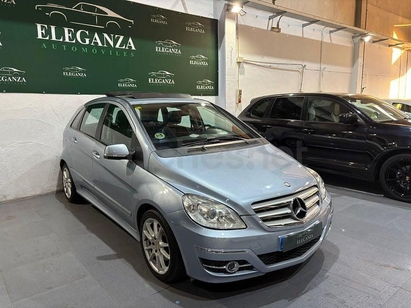 Usado Mercedes B180 Sport Edition 109 CV (80 kW) 2011 Azul Monovolumen