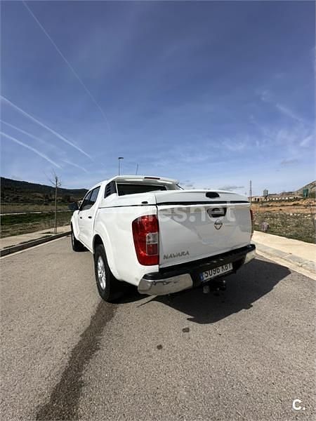 Usado Nissan Navara Acenta 160 CV (117 kW) 2017 Blanco Pickup/Camioneta