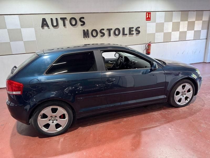 Usado Audi A3 Ambition 140 CV (102 kW) 2007 Azul Utilitario