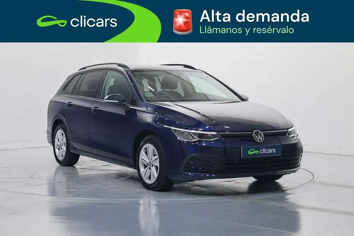 Usado VW Golf VIII Life 116 CV (85 kW) 2022 Azul Familiar
