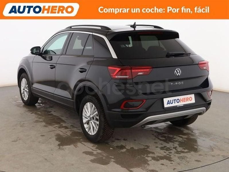 Usado VW T-Roc Life 150 CV (110 kW) 2025 Negro SUV