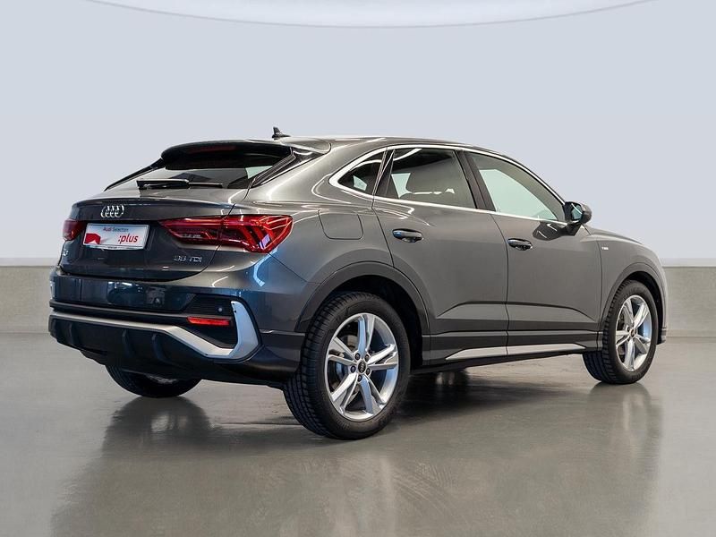 Usado Audi Q3 Sportback S-Line 150 CV (110 kW) 2023 Gris plata SUV