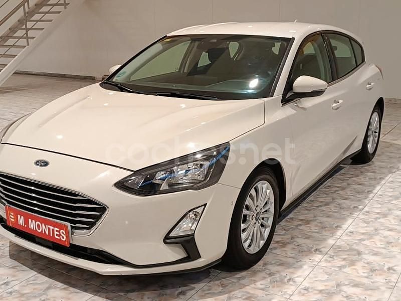 Usado Ford Focus Titanium 120 CV (88 kW) 2020 Blanco Berlina