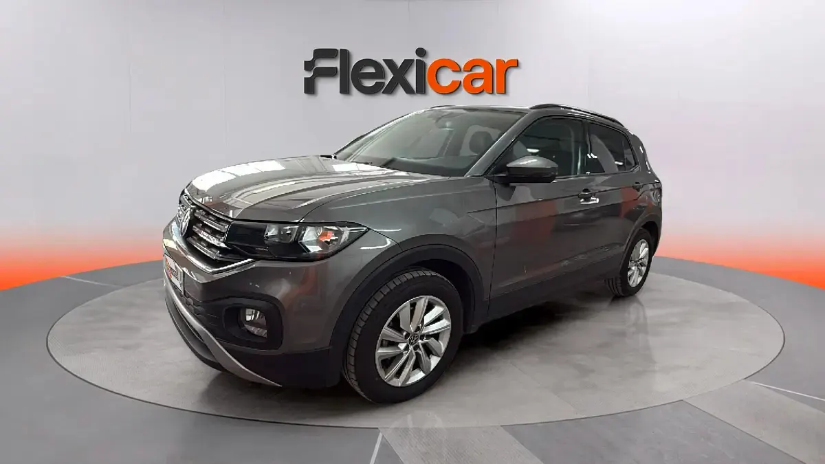 Usado VW T-Cross Sportline 110 CV (80 kW) 2021 Gris SUV