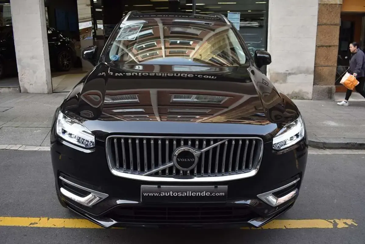 Usado Volvo XC90 Plus 235 CV (172 kW) 2023 Negro SUV