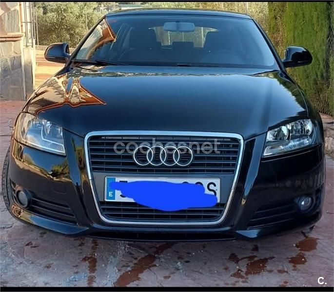 Usado Audi A3 Attraction 105 CV (77 kW) 2010 Negro Berlina