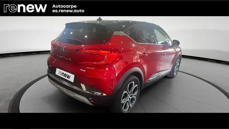Usado Renault Captur Zen 145 CV (106 kW) 2022 Rojo SUV
