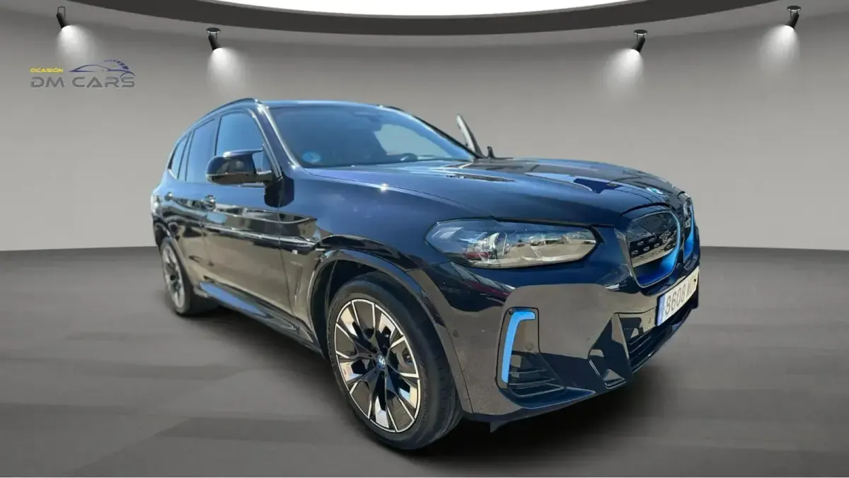Käytetty BMW iX3 M Sport 210 kW (286 HP) 2023 Sininen Katumaasturi