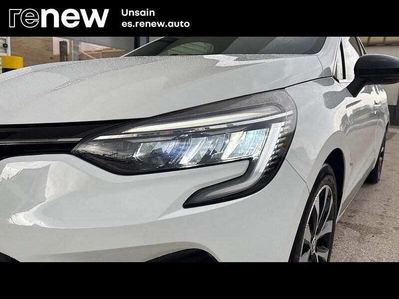 Usado Renault Clio V Techno 140 CV (102 kW) 2023 Blanco Berlina