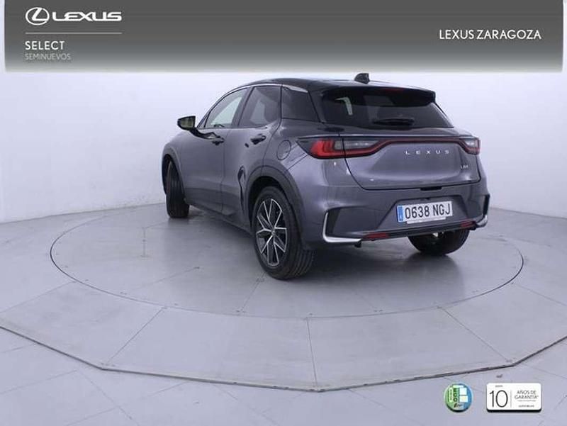 Nuevo Lexus LBX 136 CV (100 kW) 2025 Gris SUV
