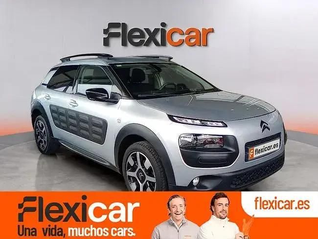 Begagnad Citroën C4 Feel 110 HK (80 kW) 2017 Grå