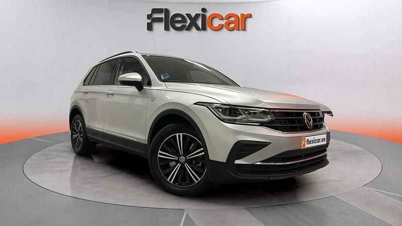 Usado VW Tiguan Life 245 CV (180 kW) 2021 Gris SUV
