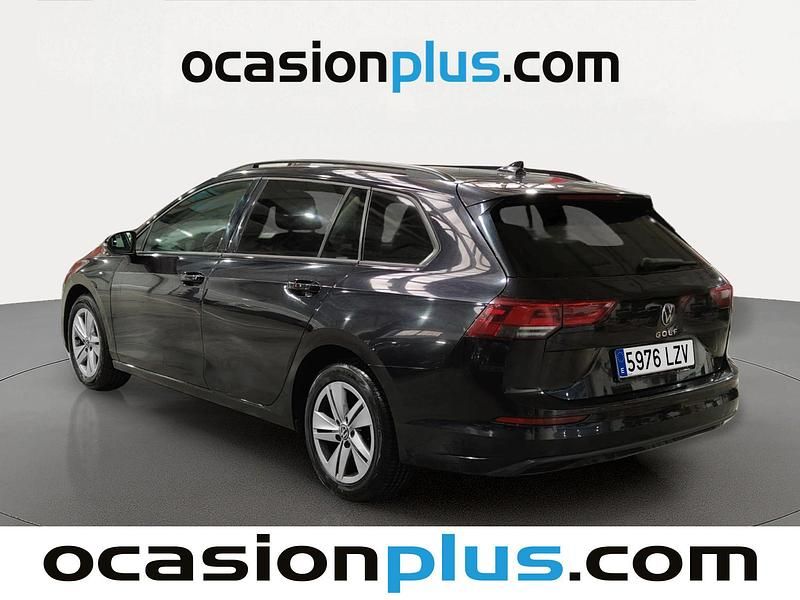 Usado VW Golf VII Life 115 CV (84 kW) 2021 Negro Utilitario