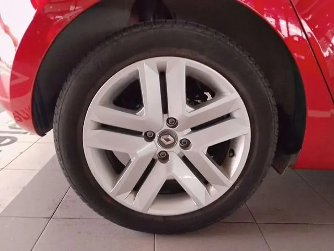 Usado Renault Clio Intens 91 CV (66 kW) 2021 Rojo Utilitario