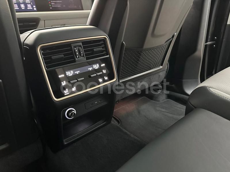 Usado Porsche Cayenne Turbo E-Hybrid 739 CV (543 kW) 2024 Negro SUV