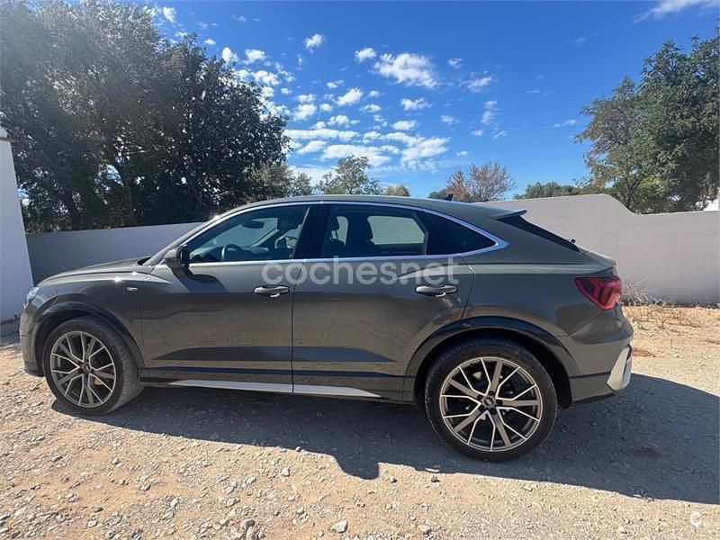 Gris / plata Usado 2022 Audi Q3 Sportback SUV | 36.000 € (Precio justo) - Imagen 1/4