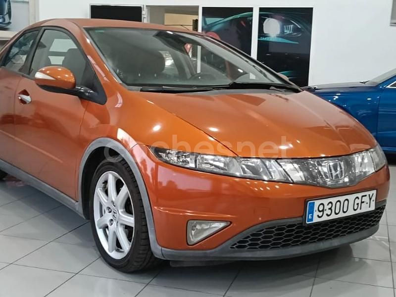 Naranja Usado 2010 Honda Civic Comfort Berlina | 3999 € (Precio justo) - Imagen 1/4
