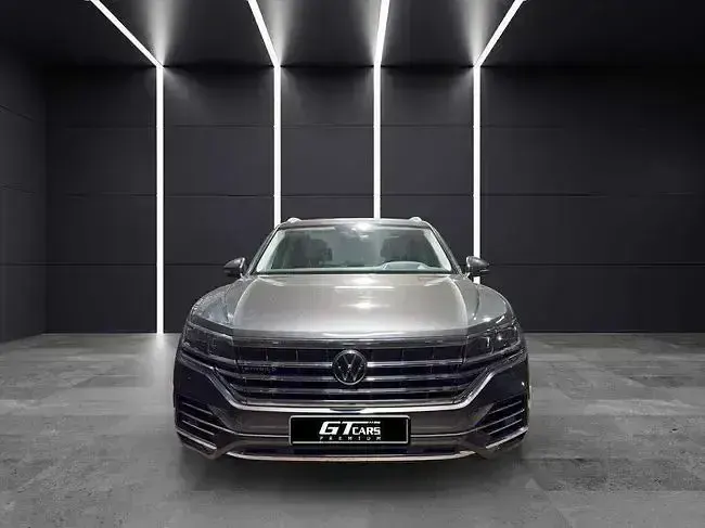 Occasion VW Touareg 381 ch (280 kW) 2023 Gris SUV