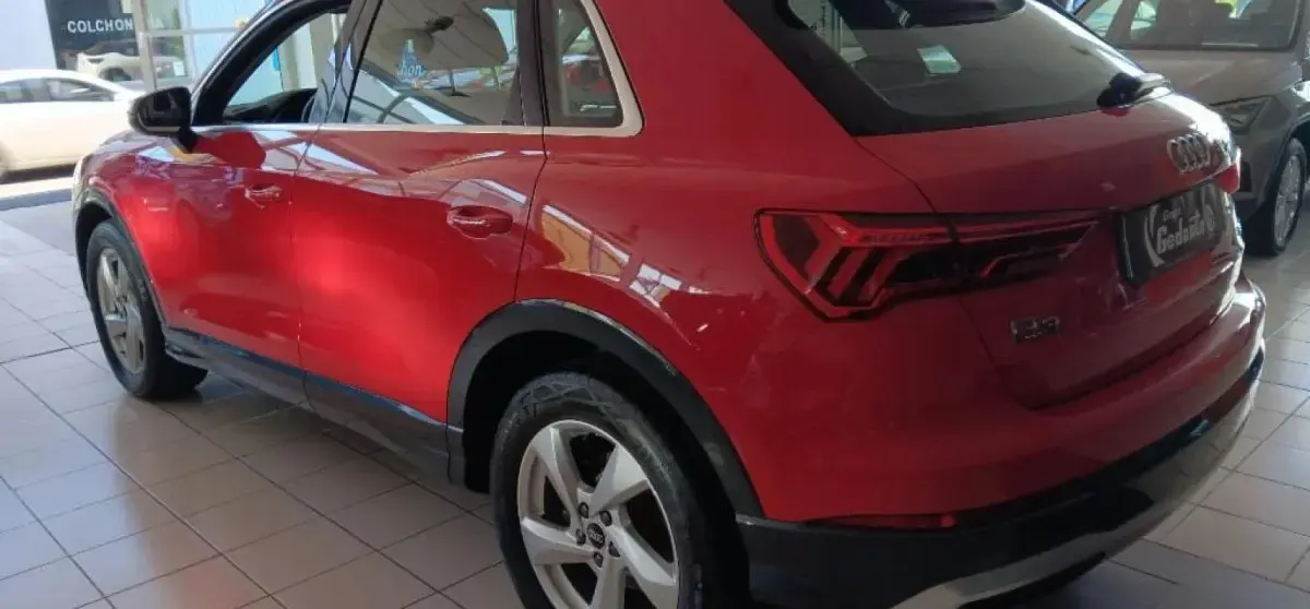 Usado Audi Q3 Advanced Plus 150 CV (110 kW) 2022 Rojo SUV