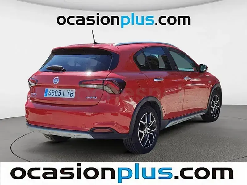 Usado Fiat Tipo Red 130 CV (95 kW) 2022 Rojo Berlina