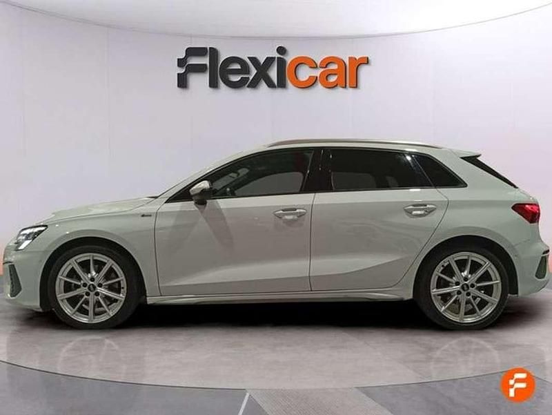 Usado Audi A3 Sportback S-Line 150 CV (110 kW) 2021 Blanco Utilitario