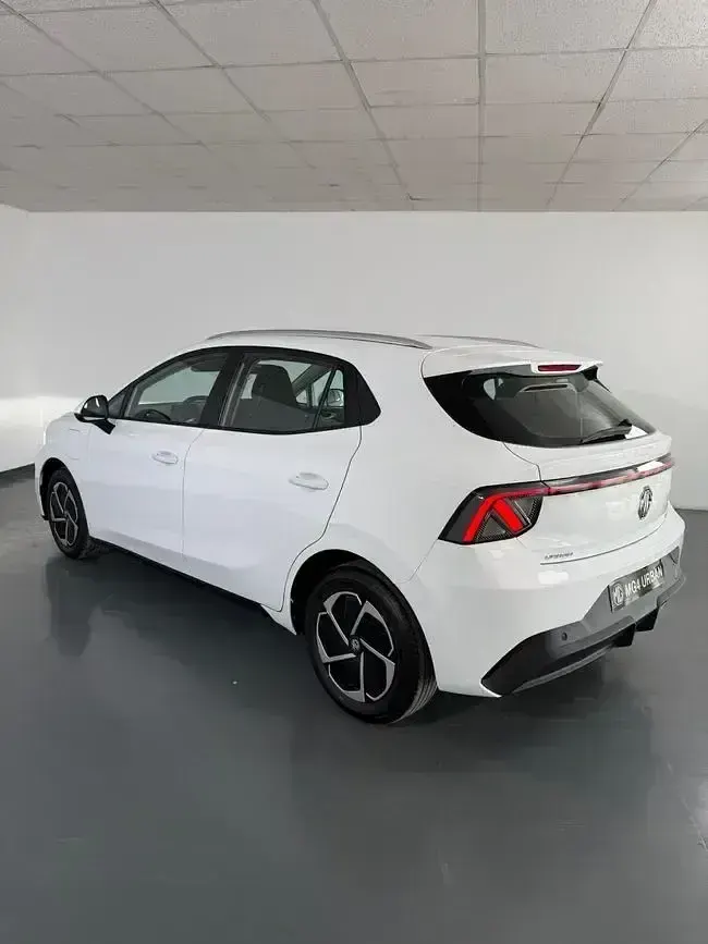 Nuevo MG MG4 EV Comfort 109 kW (149 CV) 2026 Blanco Utilitario