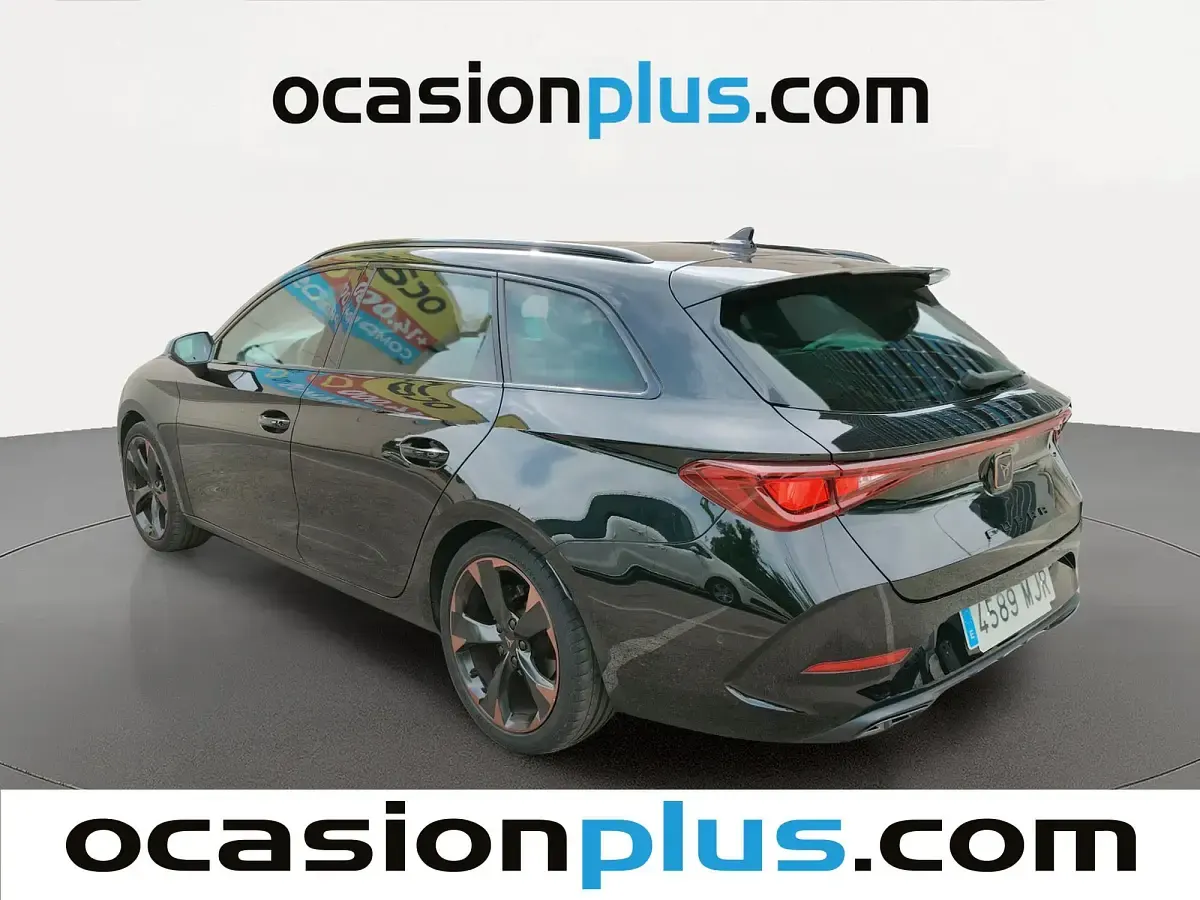 Usado Cupra Leon 150 CV (110 kW) 2023 Negro Monovolumen