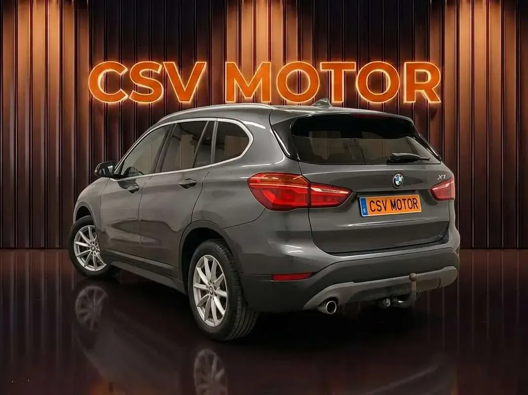Usado BMW X1 136 CV (100 kW) 2022 Gris SUV