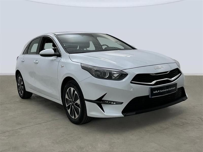 Nuevo Kia Ceed 101 CV (74 kW) 2025 Blanco Utilitario
