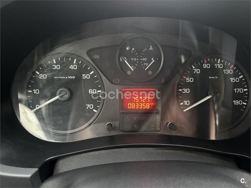 Usado Citroën Berlingo Attraction 75 CV (55 kW) 2014 Blanco Monovolumen