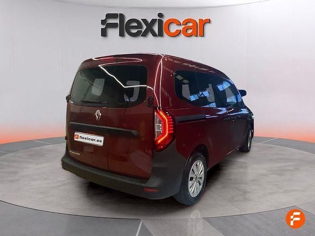 Usado Renault Kangoo Techno 95 CV (69 kW) 2023 Rojo Familiar