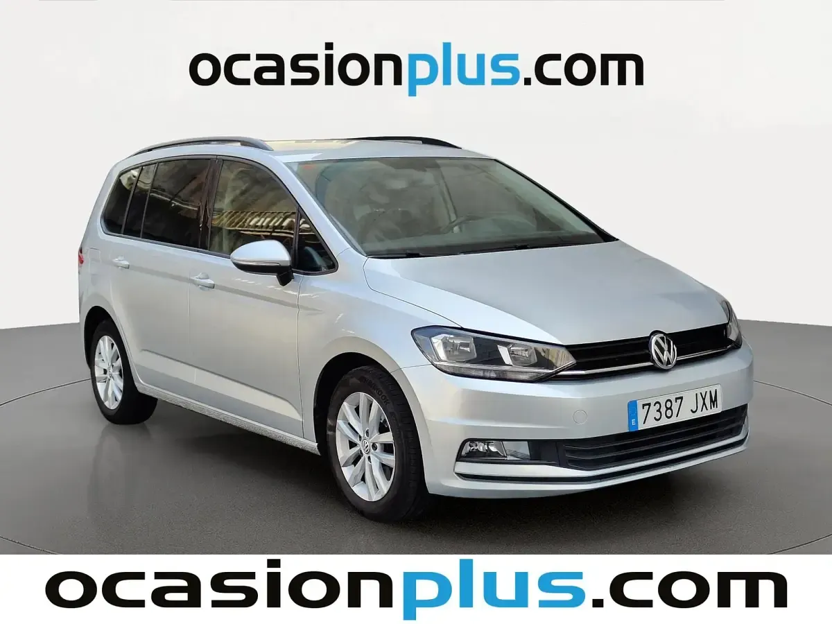 Usado VW Touran Edition 116 CV (85 kW) 2017 Gris plata Monovolumen