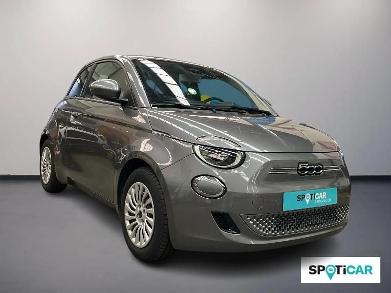 Gris/plata Usado 2024 Fiat 500e Utilitario | 25.990 € - Imagen 1/4