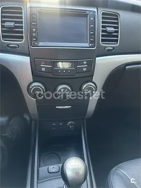 Usado SsangYong Korando 175 CV (128 kW) 2012 Gris / plata SUV