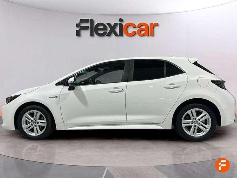 Usado Toyota Corolla Active 122 CV (89 kW) 2022 Blanco Utilitario