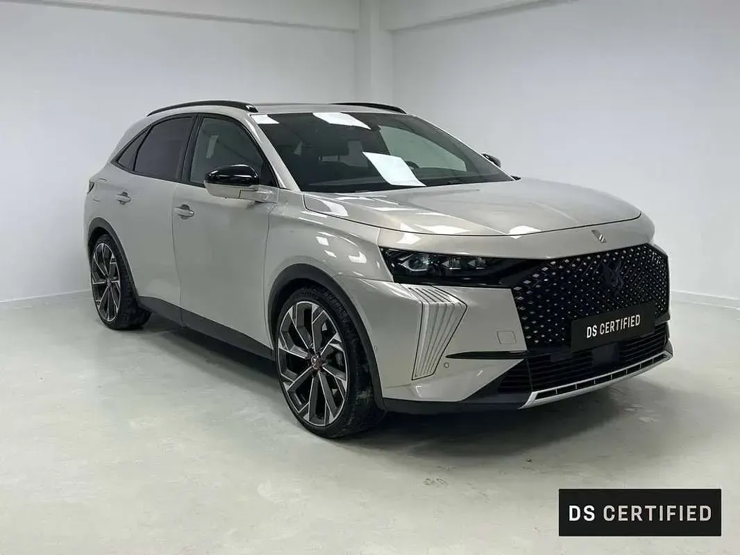 Usado DS Automobiles DS7 Crossback Performance 360 CV (264 kW) 2024 Gris SUV