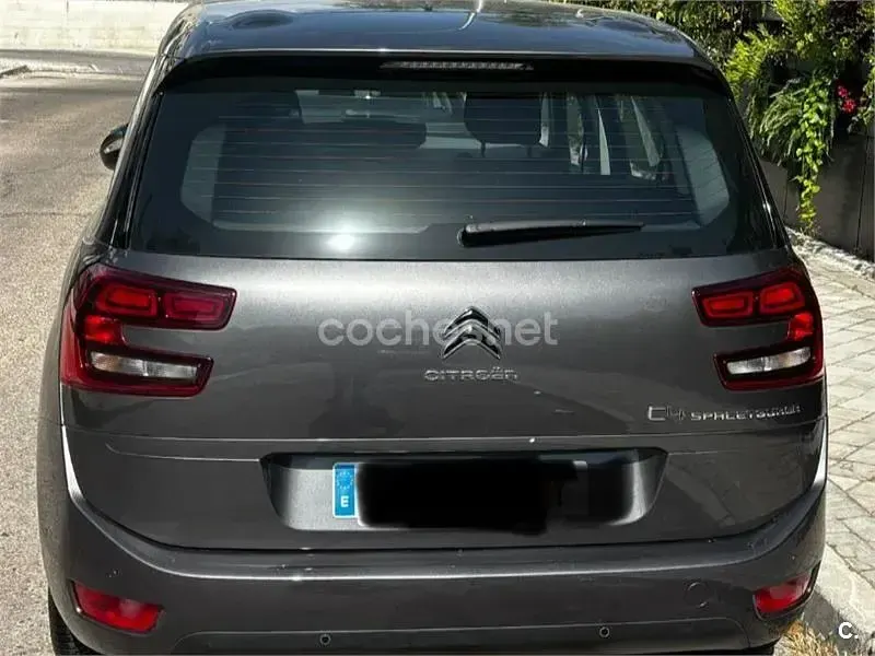 Usado Citroën C4 SpaceTourer Feel 130 CV (95 kW) 2020 Gris / plata Monovolumen