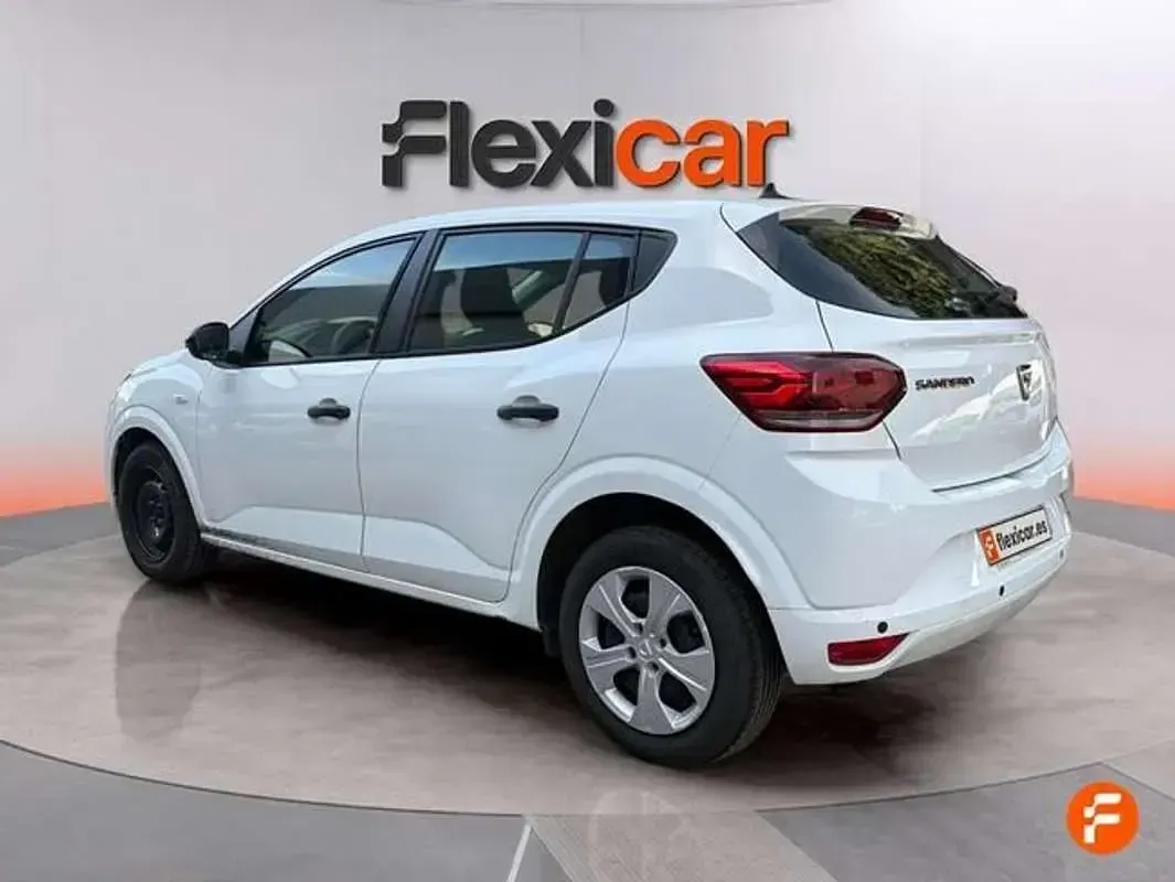 Usado Dacia Sandero Essentiel 91 CV (66 kW) 2022 Blanco Utilitario