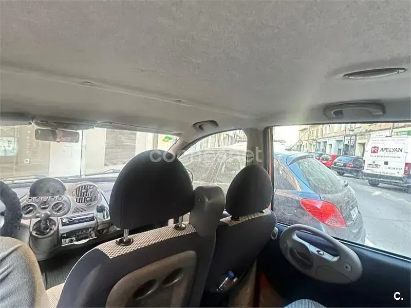 Usado Fiat Multipla Dynamic 115 CV (84 kW) 2005 Naranja Monovolumen