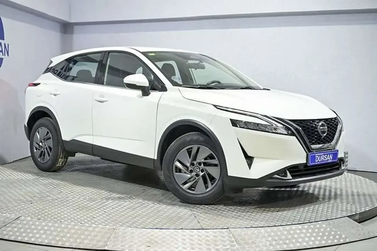 Usado Nissan Qashqai Acenta 140 CV (102 kW) 2022 Blanco SUV