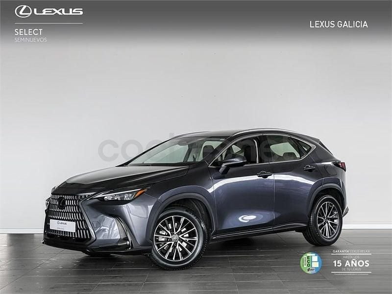 Usado Lexus NX350h Business Edition 242 CV (177 kW) 2022 Gris / plata SUV