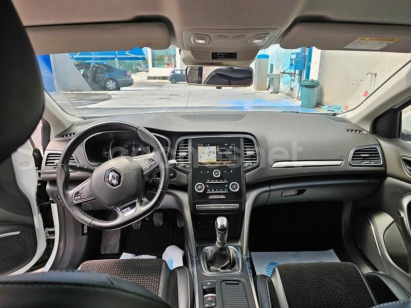 Blanco Usado 2017 Renault Mégane GrandTour Zen Familiar | 11.900 € (Caro) - Imagen 1/4