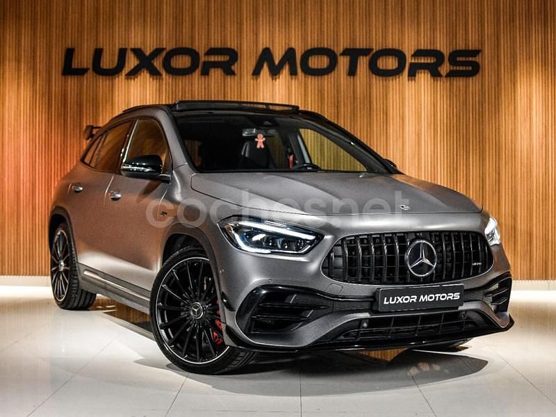 Gris / plata Usado 2021 Mercedes GLA45 AMG SUV | 55.500 € (Un poco caro) - Imagen 1/4