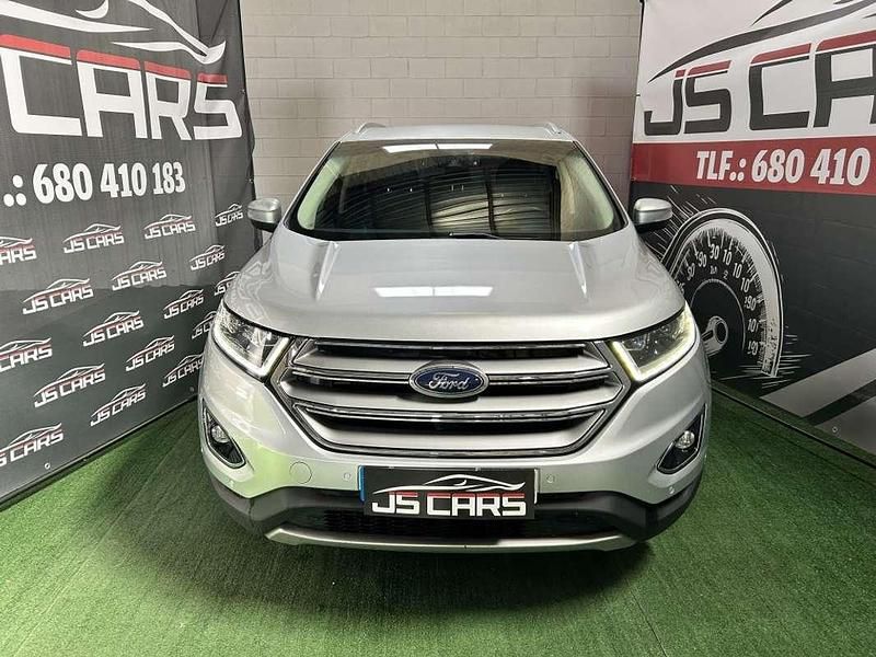 Begagnad Ford Edge Titanium 179 HK (131 kW) 2018 Grå SUV