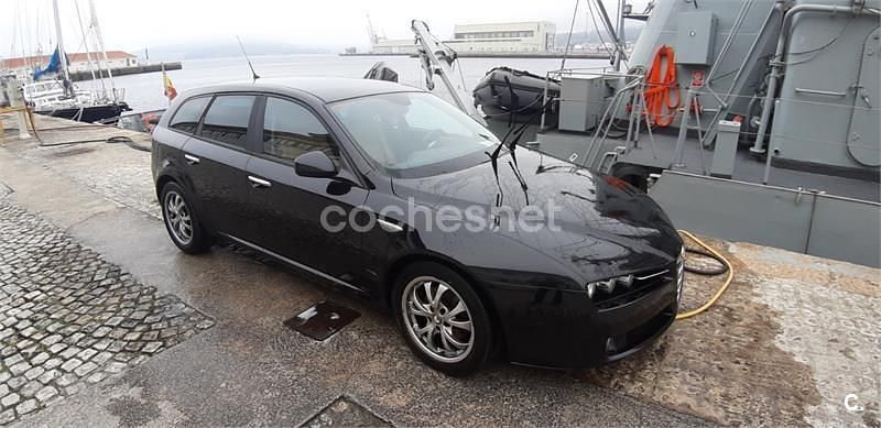 Usado Alfa Romeo 159 150 CV (110 kW) 2008 Negro Familiar