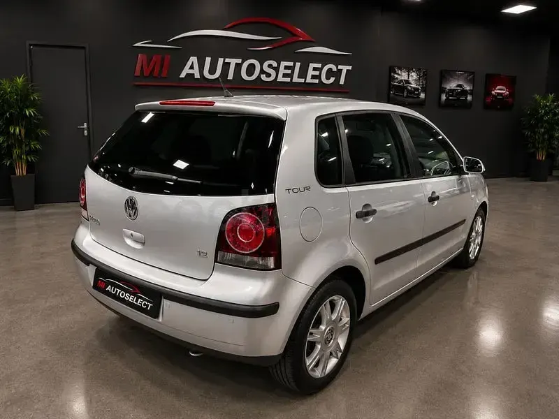 Usado VW Polo Match 65 CV (47 kW) 2007 Gris / plata Utilitario